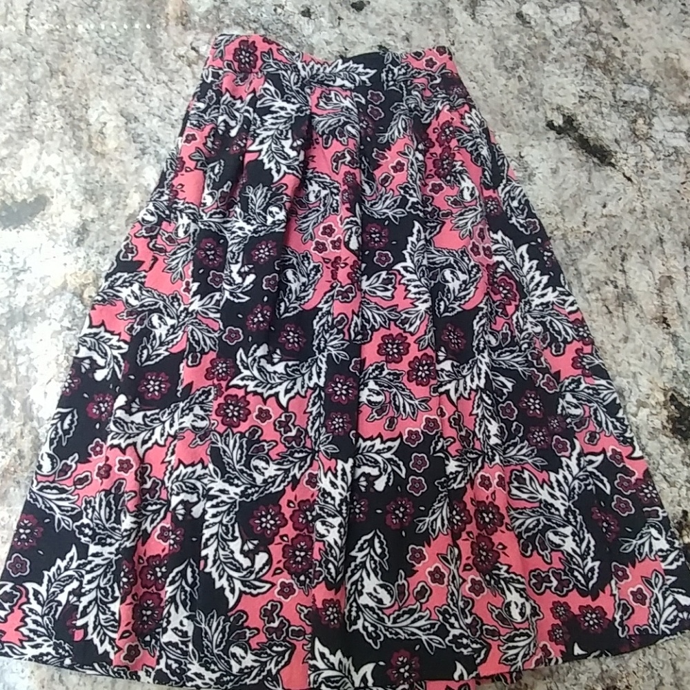 H & M skirt